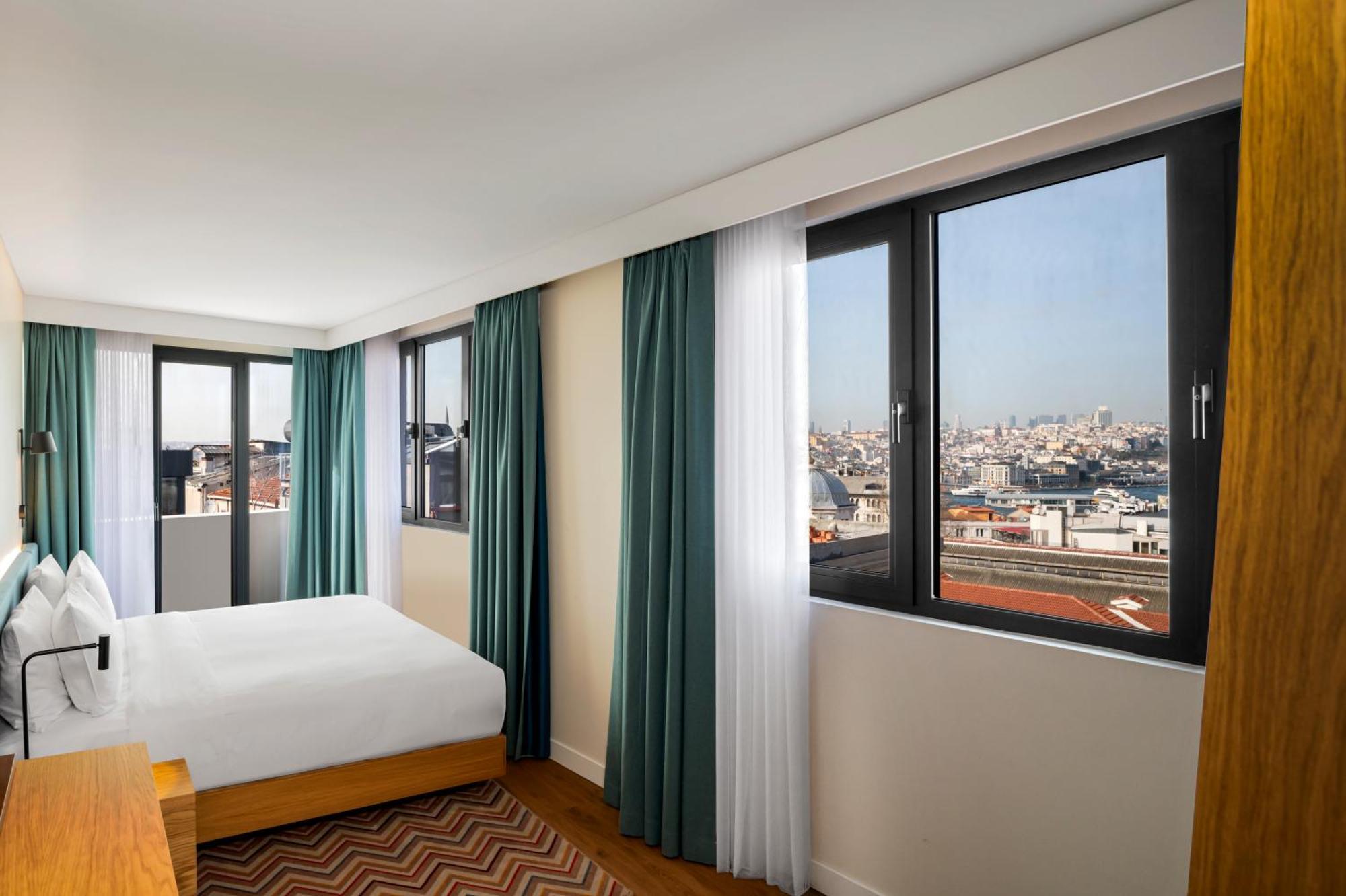 Hampton By Hilton Istanbul Sirkeci Hotel ภายนอก รูปภาพ