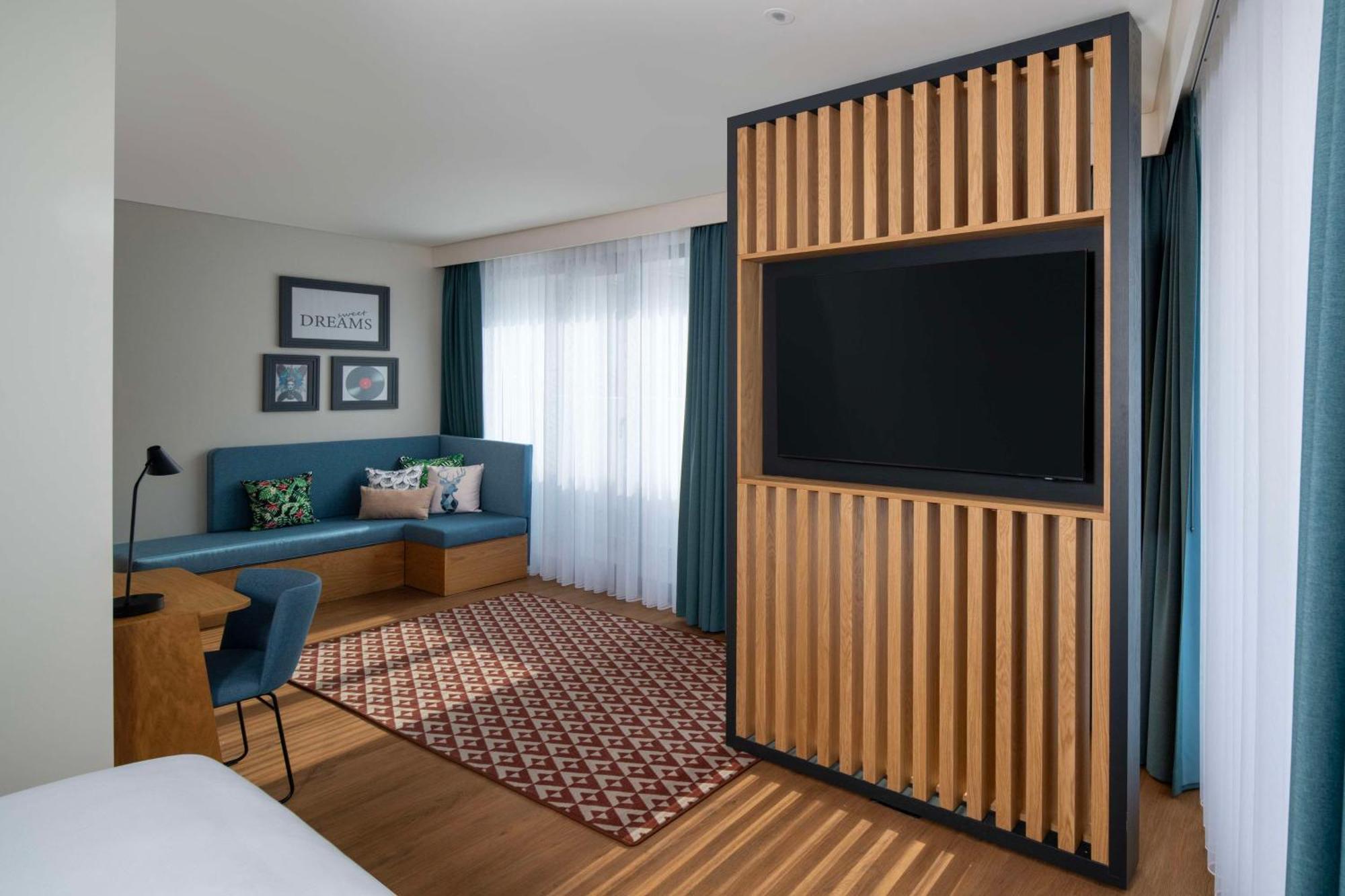 Hampton By Hilton Istanbul Sirkeci Hotel ภายนอก รูปภาพ